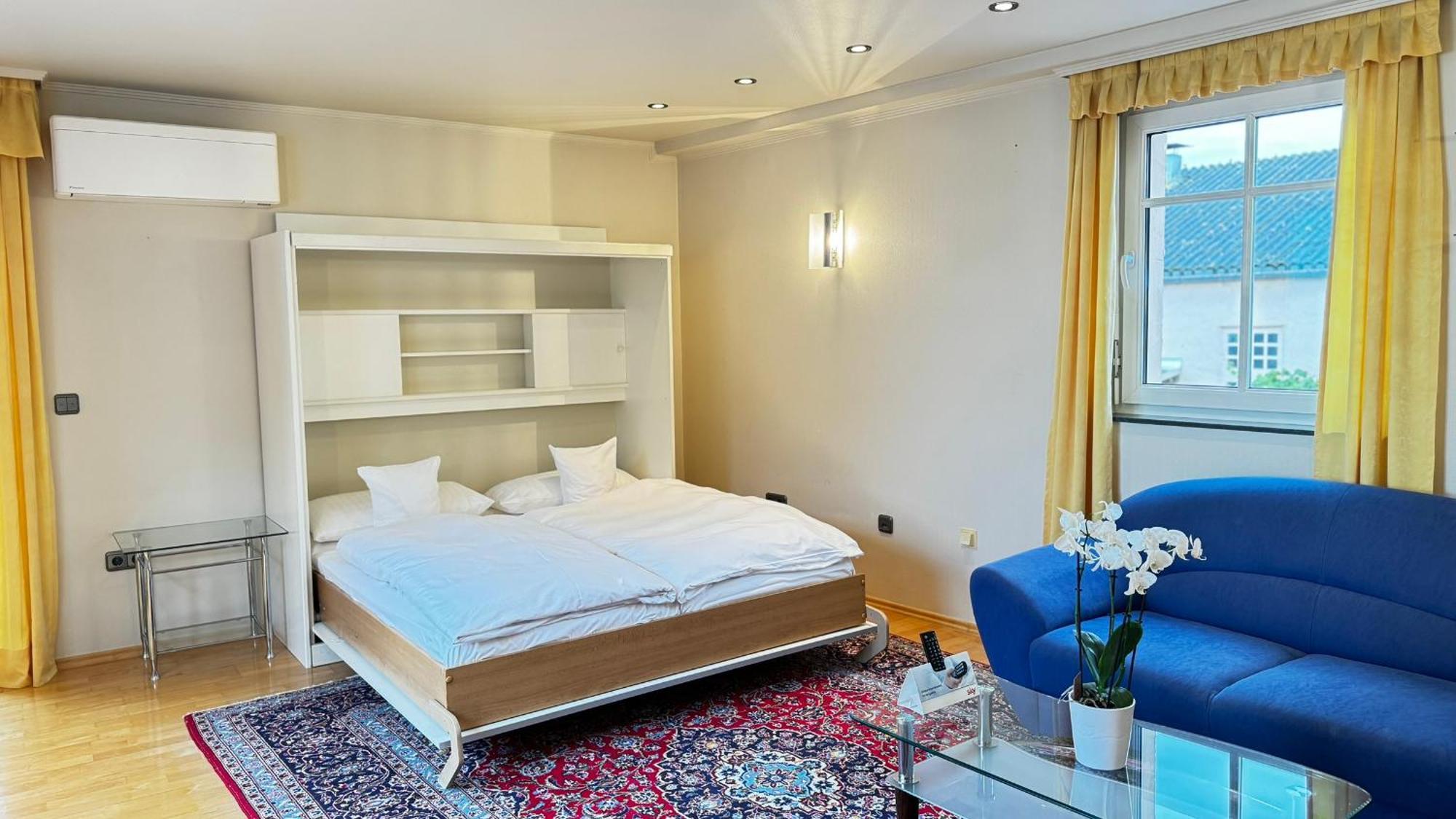 Rhein-Hotel Nierstein Bagian luar foto